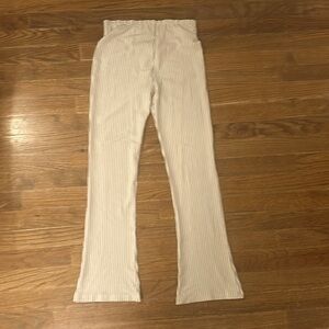 SKYLAR + MADISON gray & white stripped pull on stretch pants, elastic waist